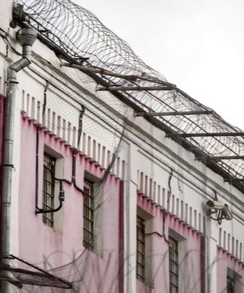 Пожизненно осужденный главарь люберецкой ОПГ Михайлов умер в колонии