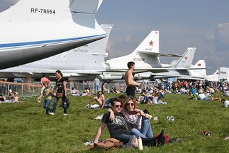 Проведение авиасалона МАКС в Жуковском в 2024 году отменили, пишет СМИ