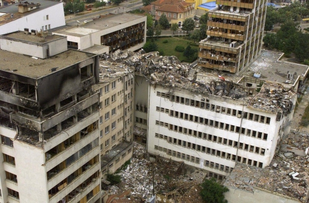 Разрушения после бомбардировок. Югославия. 1999