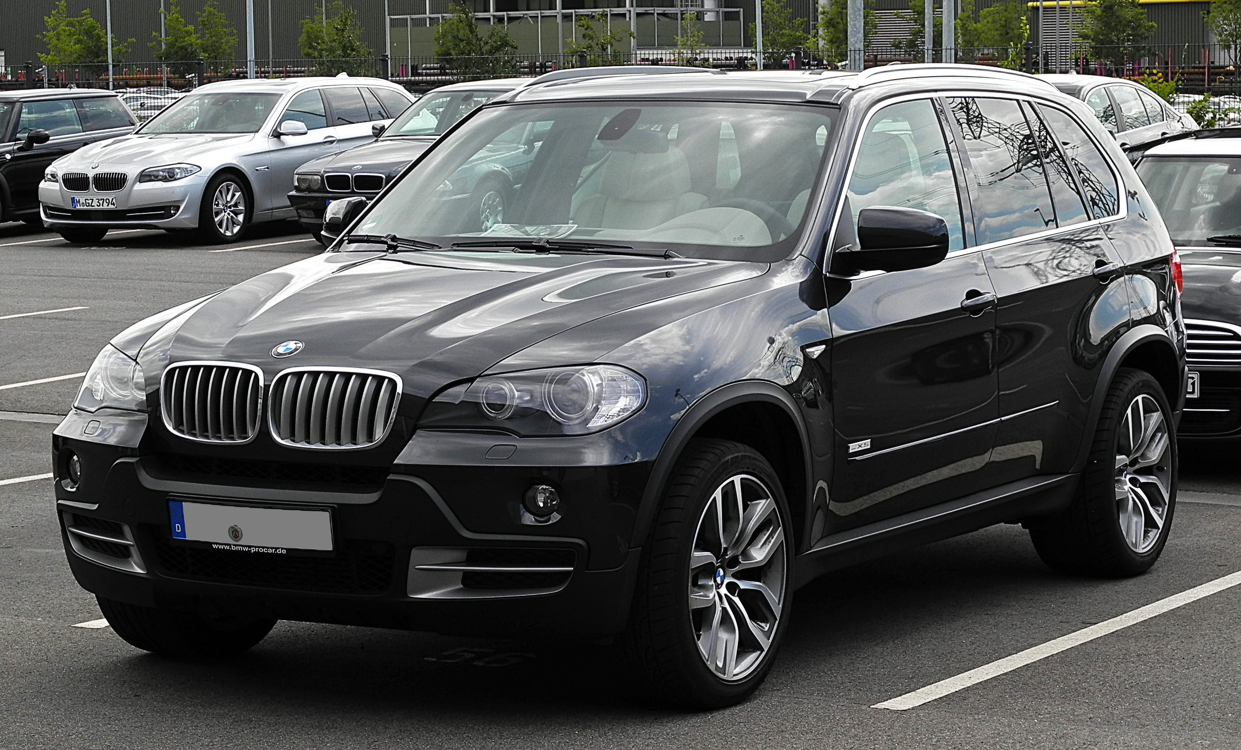 Новый BMW X5 создадут в следующем году