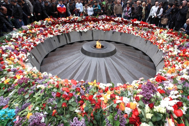 Столетие геноцида армяню. У мемориала в Ереване. 2015