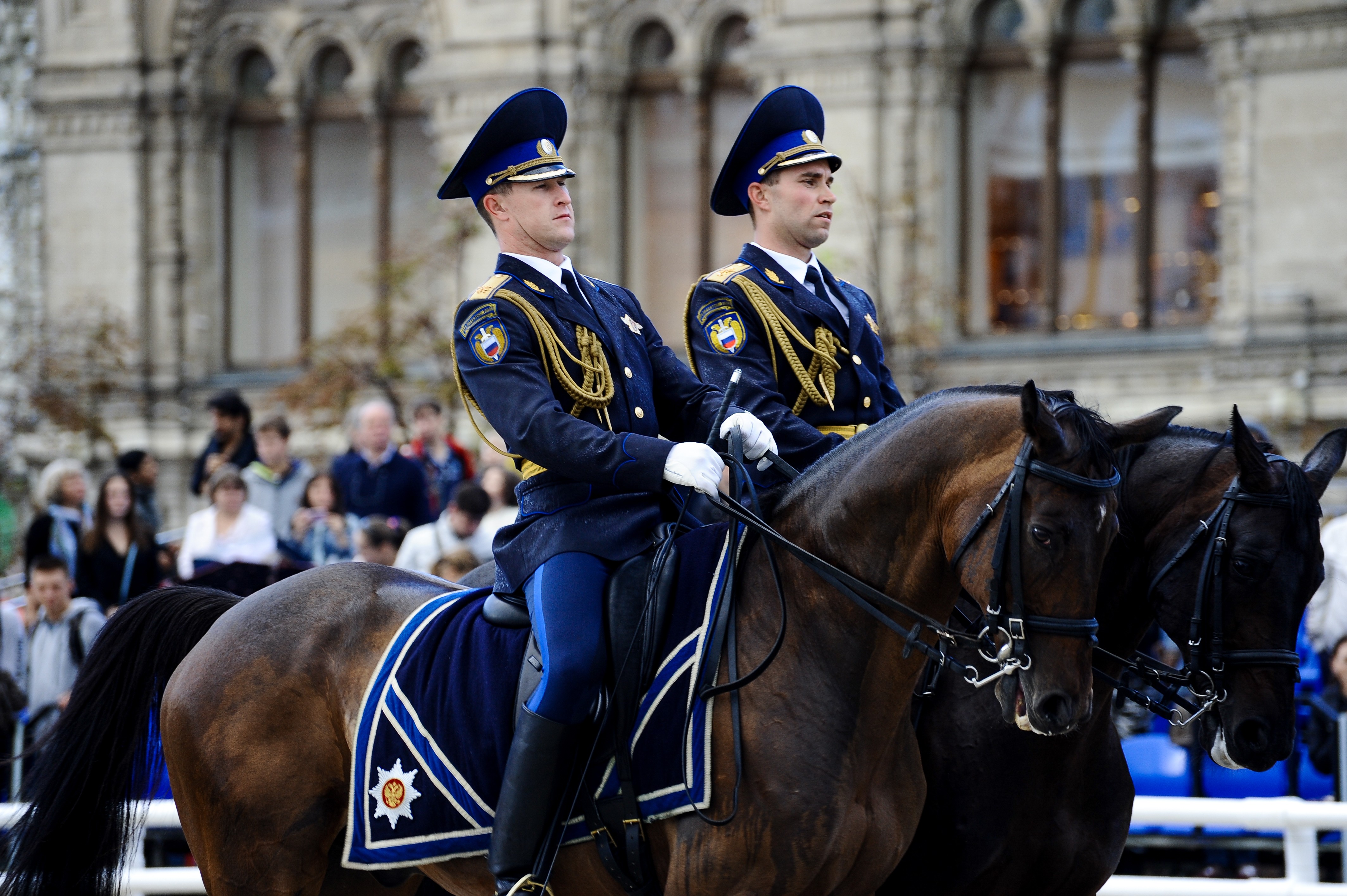 Церемония развода караулов президентского полка