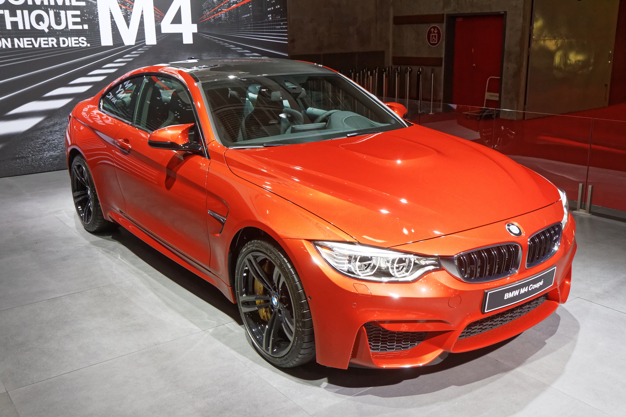 Опубликованы российские цены на самый быстрый BMW M4 GTS