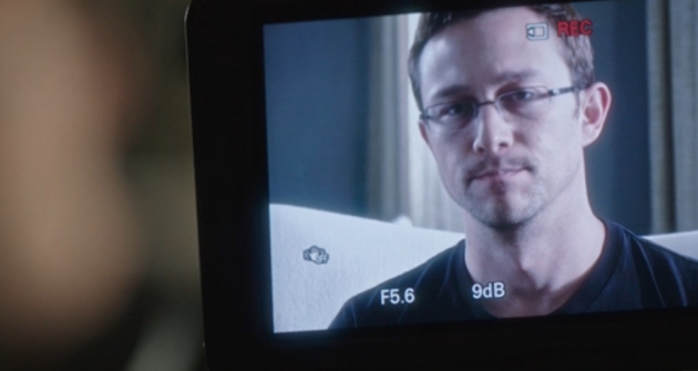 Меня зовут Эдвард Джозеф Сноуден