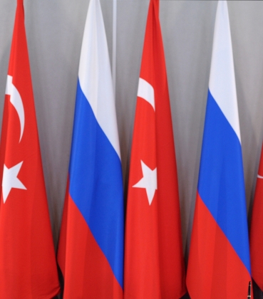 Флаги России и Турции