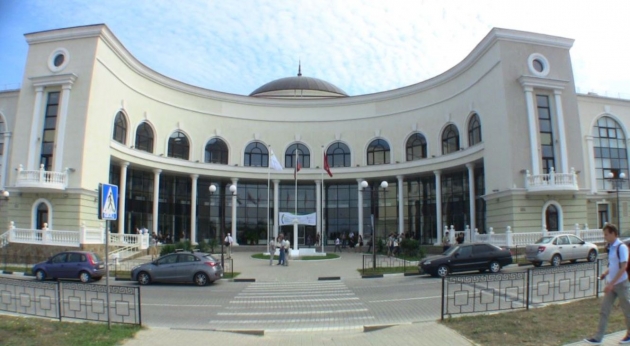 Здание Банковского института 