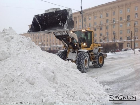 Уборка снега в Петербурге