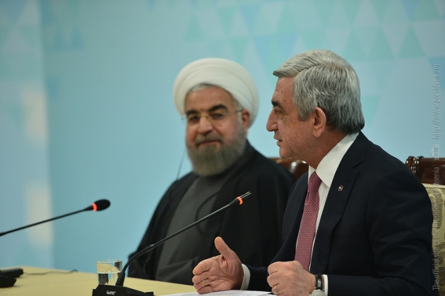 Серж Саргсян и Хасан Рухани на церемонии закрытия бизнес-форума Армения-Иран