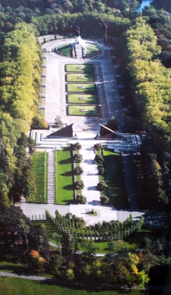 Panorama of the memorial to Soviet soldiers in Treptow Park