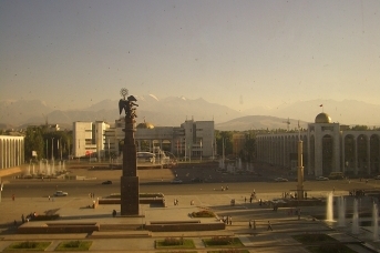 МВД Киргизии заявило, что ситуация в центре Бишкека стабилизировалась