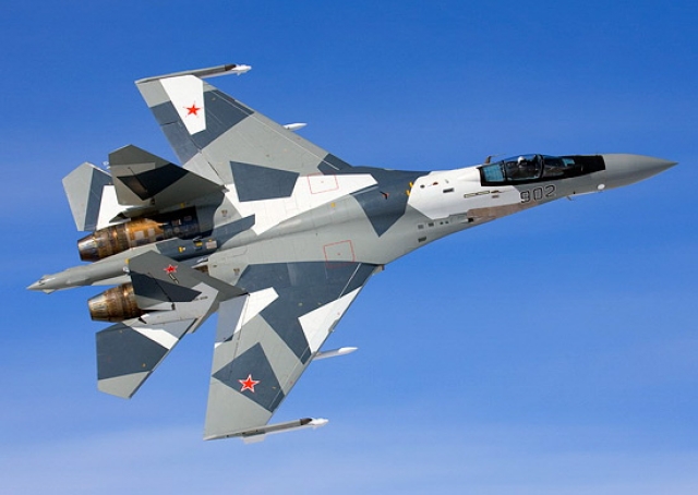 Новейший истребитель Су-35C ВКС России