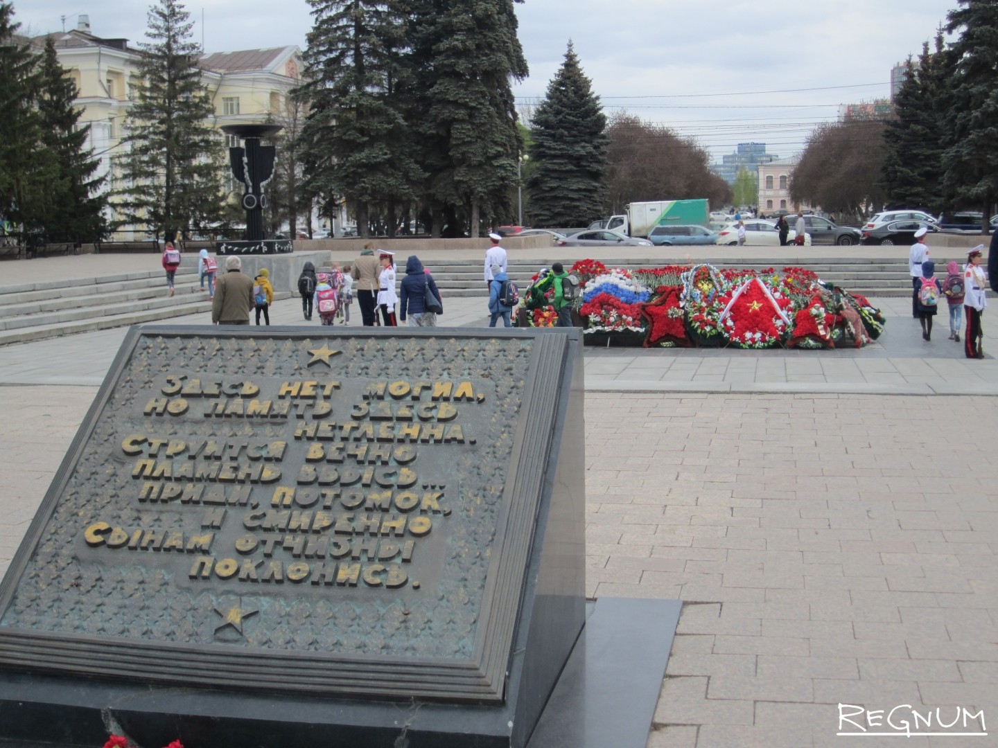 Знаменитые, скромные, забытые — памятники Победы в Челябинске: фоторепортаж