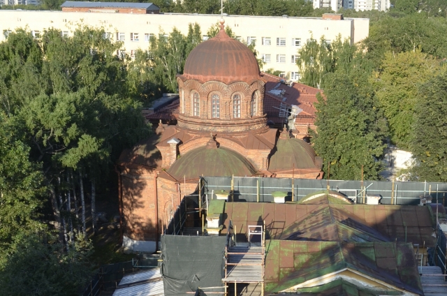 Церковь Успения, на территории Ново-Тихвинского монастыря, Екатеринбург 