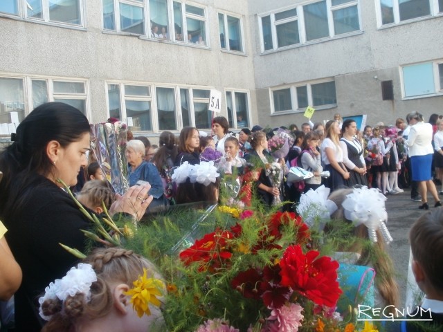 Школьная линейка 1 сентября в Екатеринбурге