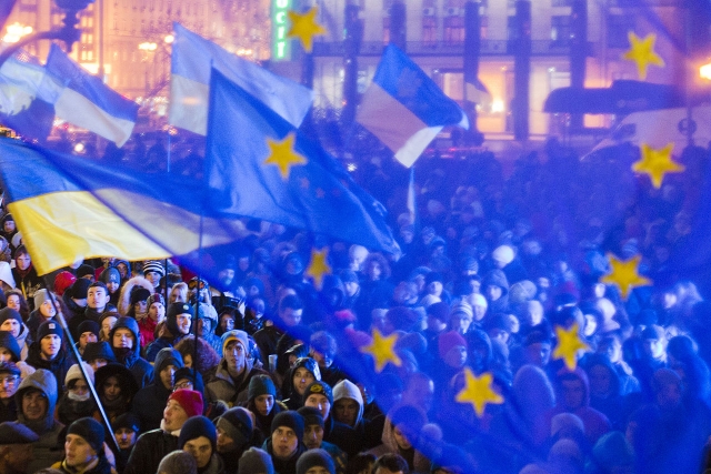 Евромайдан, в ожидании безвизового режима с ЕС  