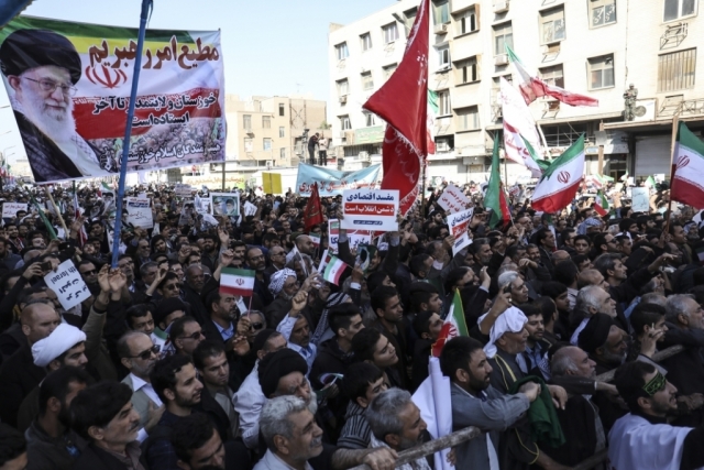 Проправительственная демонстрация в Тегеране