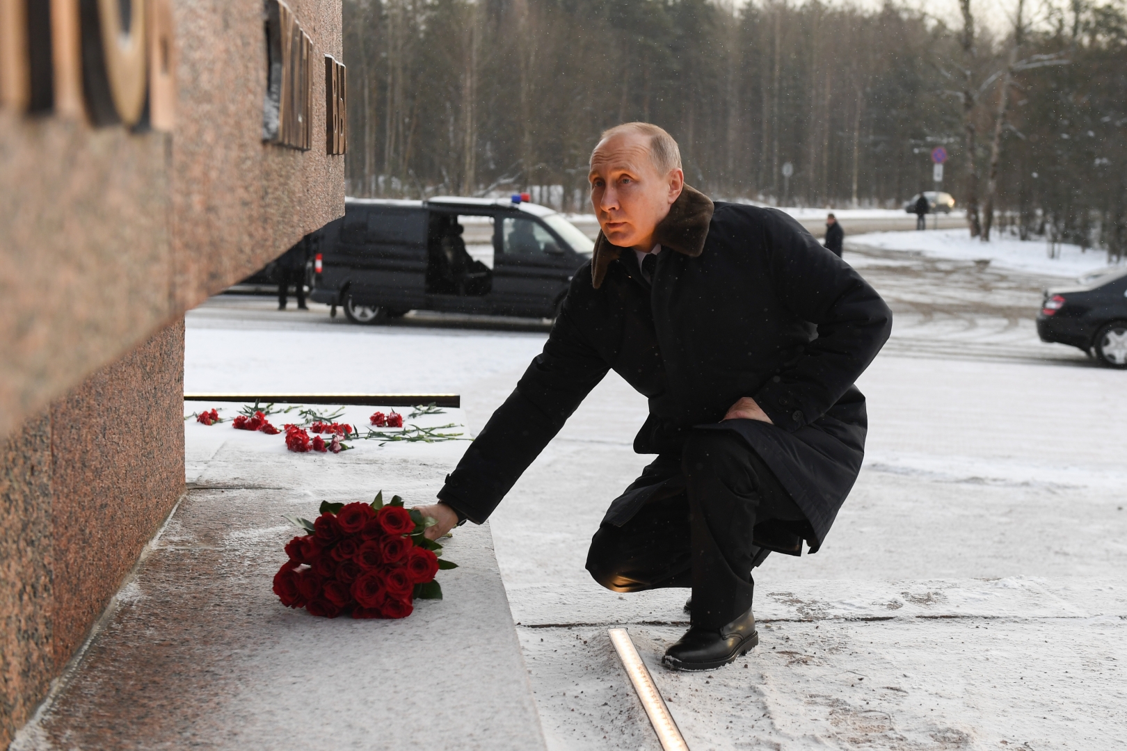 Путин почтил память жителей и защитников блокадного Ленинграда