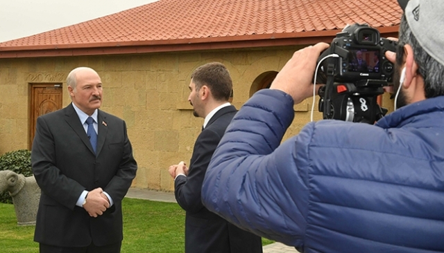 Александр Лукашенко даёт интервью грузинскому телевидению