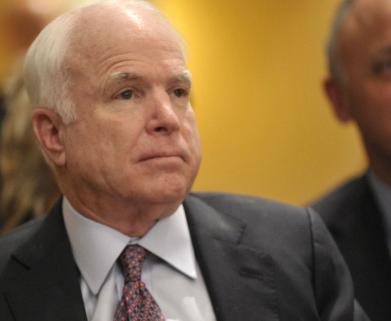 джон маккейн болезнь. умерший сенатор. часы маккейна фильм.