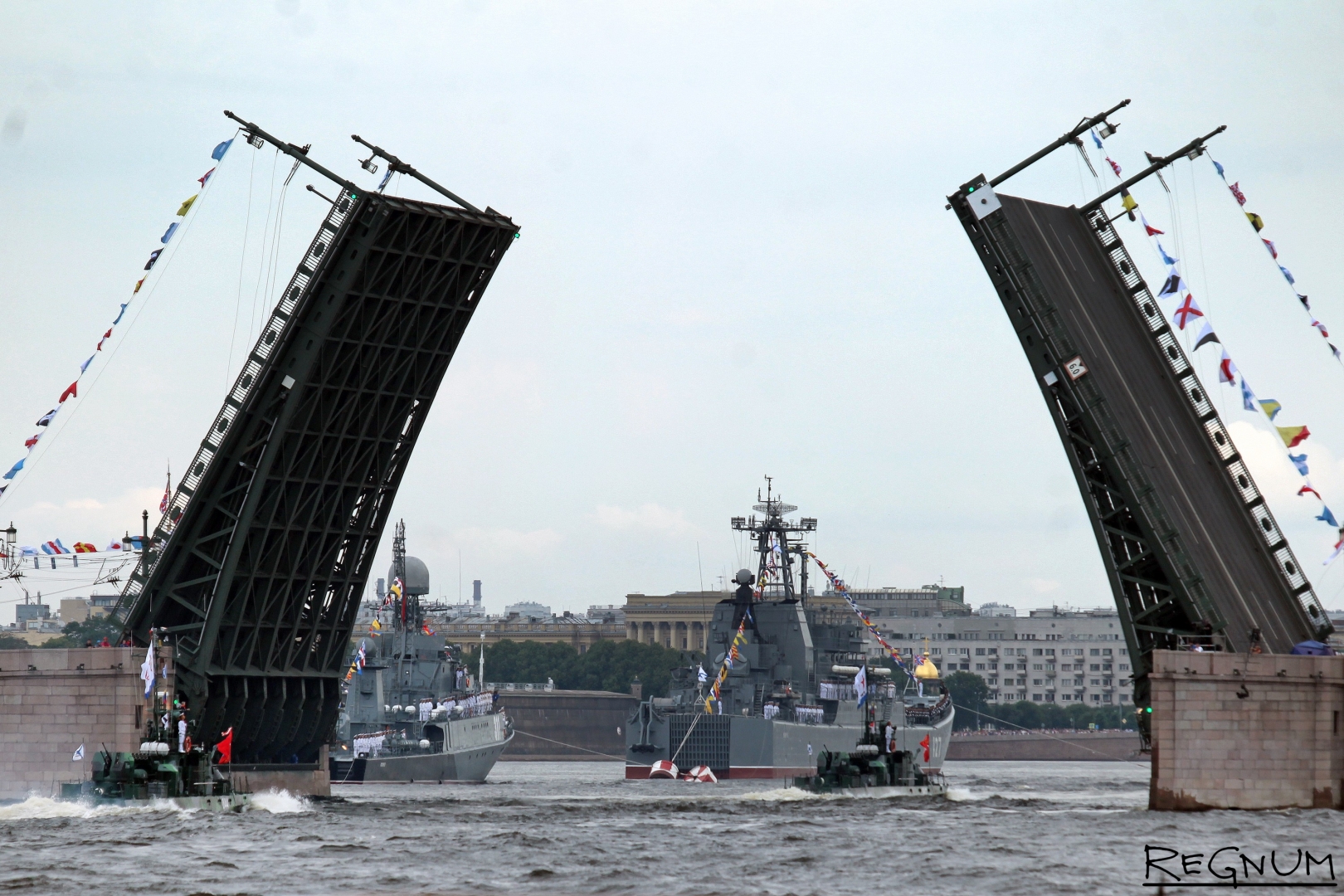 Морской парад в санкт петербурге фото