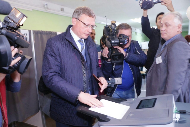 Александр Бурков на выборах в Омской области 