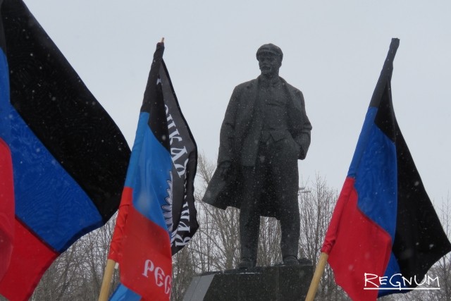 Памятник Ленину. Донецк. ДНР. 2017  