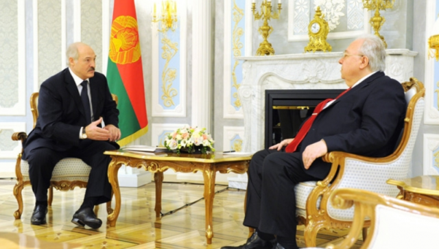 Александр Лукашенко и Армен Хачатрян