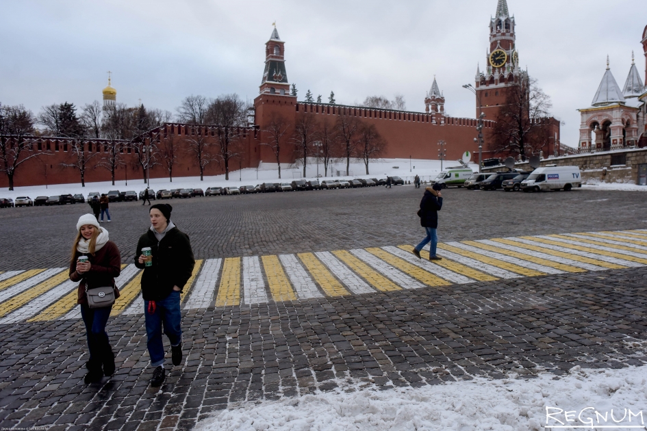 В москве потепление на следующей. Потепление в Москве. Праздники на Васильевском спуске. Когда будет потепление в Москве. Надолго ли потепление в Москве.