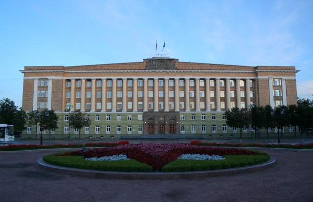 Здание новгородского правительства. 
