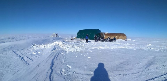 Один из дней работы многодневного ледового лагеря «Малая Арктика» 