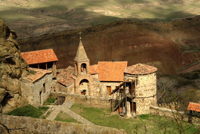 Давид-Гареджа. Пещерные монастыри