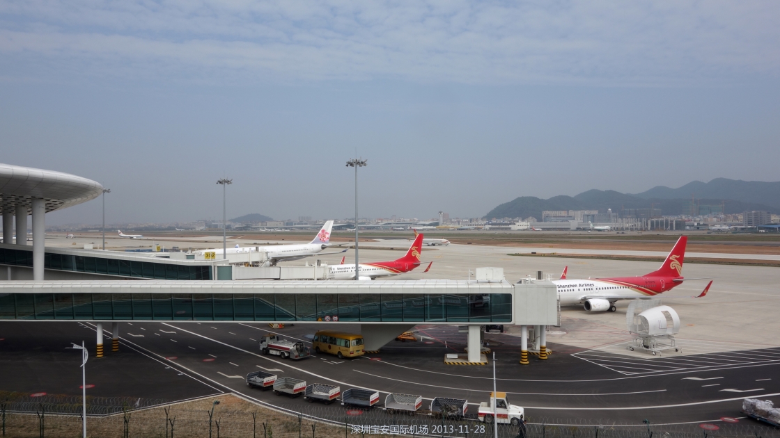 What Are the 7 Biggest Airports in the World?