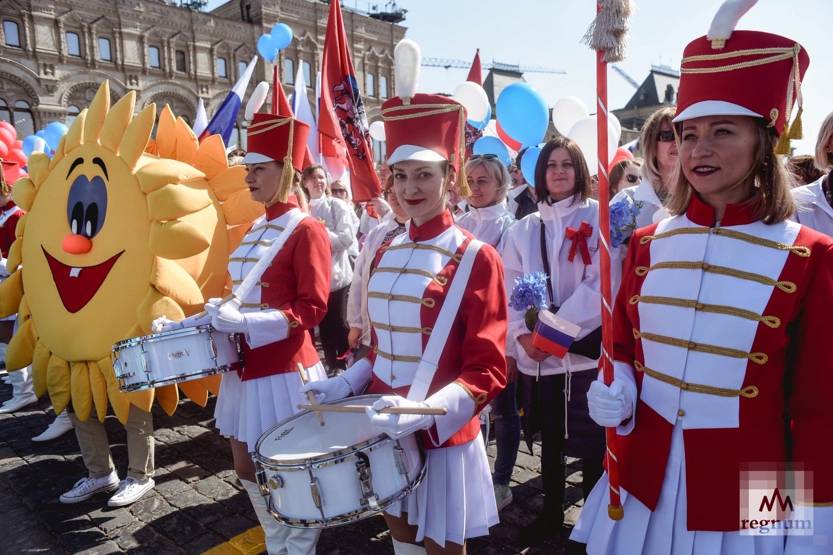 Первомай в Москве: приветы с Красной площади