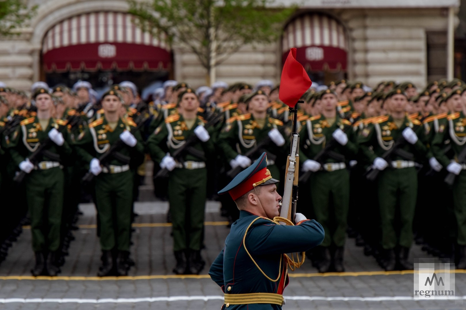 Парад Победы в Москве показал военную мощь России — фоторепортаж