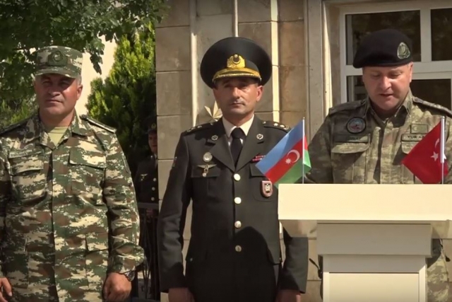 Военные учения в Азербайджане 