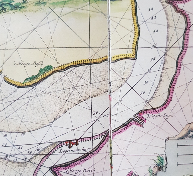 Голландская морская карта устья Северной Двины Иоанна ван Келена. 1680-е годы. На берегах Никольского рукава Северной Двины обозначены лоцманский дом, вахта (караульня?), рядом кресты
