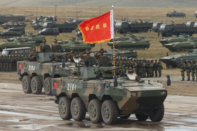 Военный парад на манёврах «Восток-2018» 