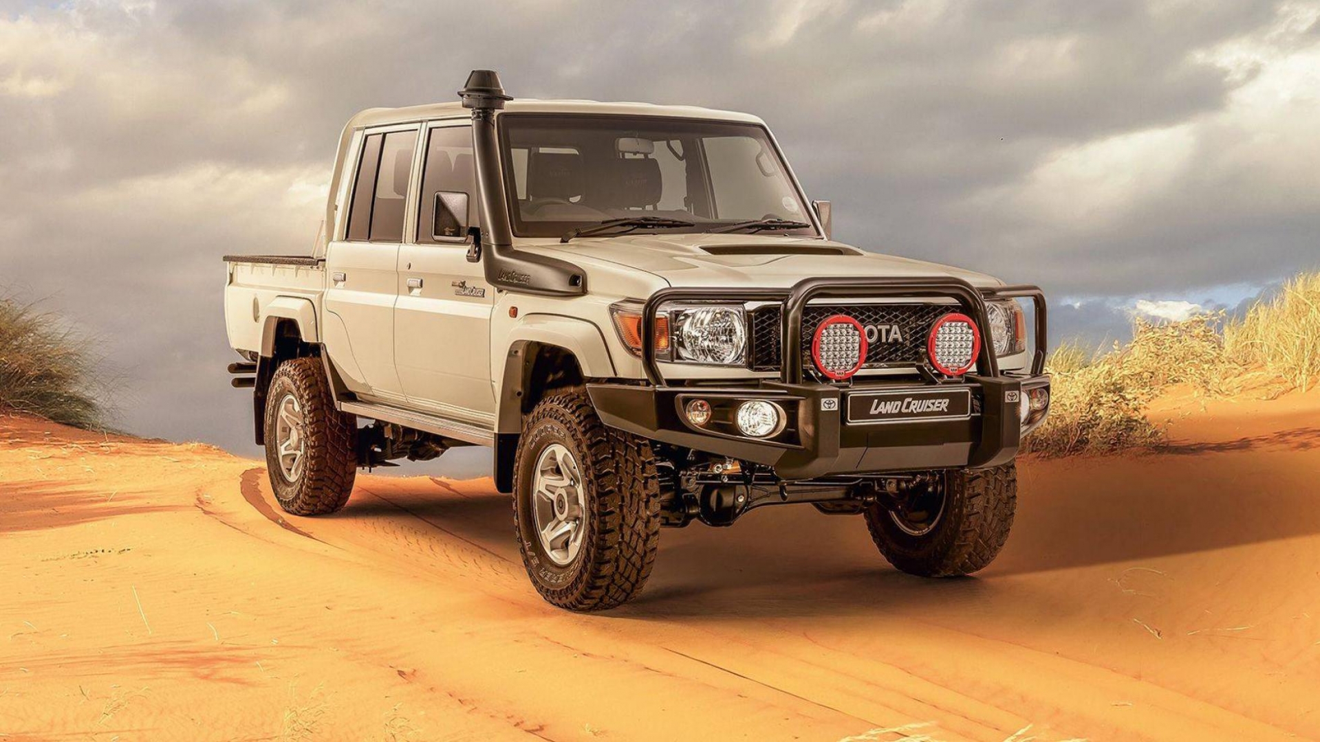 Toyota выпустила особую версию пикапа Land Cruiser