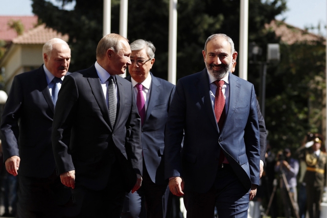 Участники заседания Высшего Евразийского экономического совета. 1 октября 2019 года, Ереван
