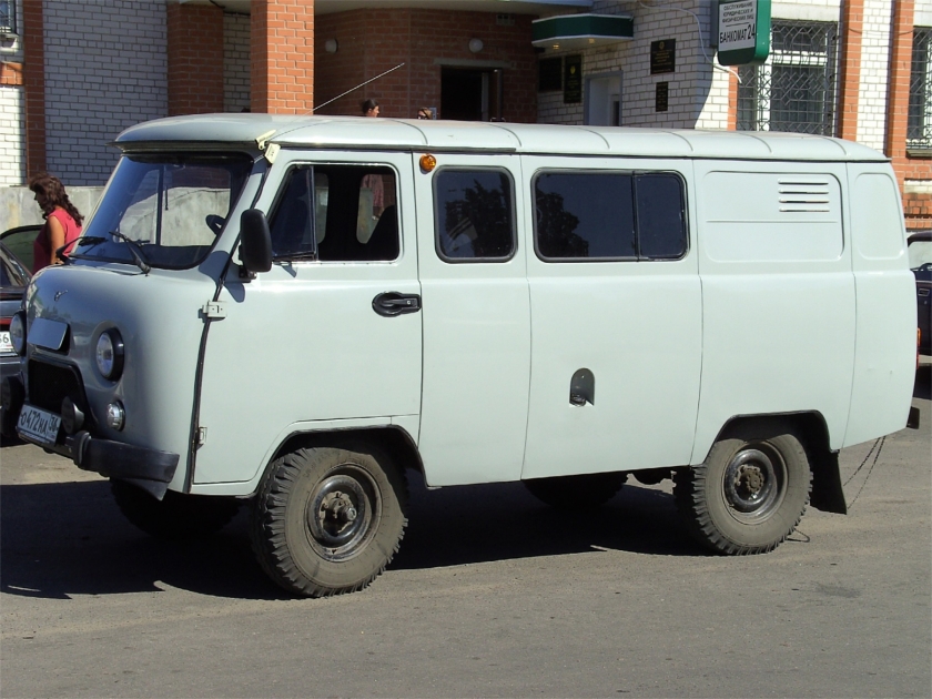 Фото автомобиля буханка