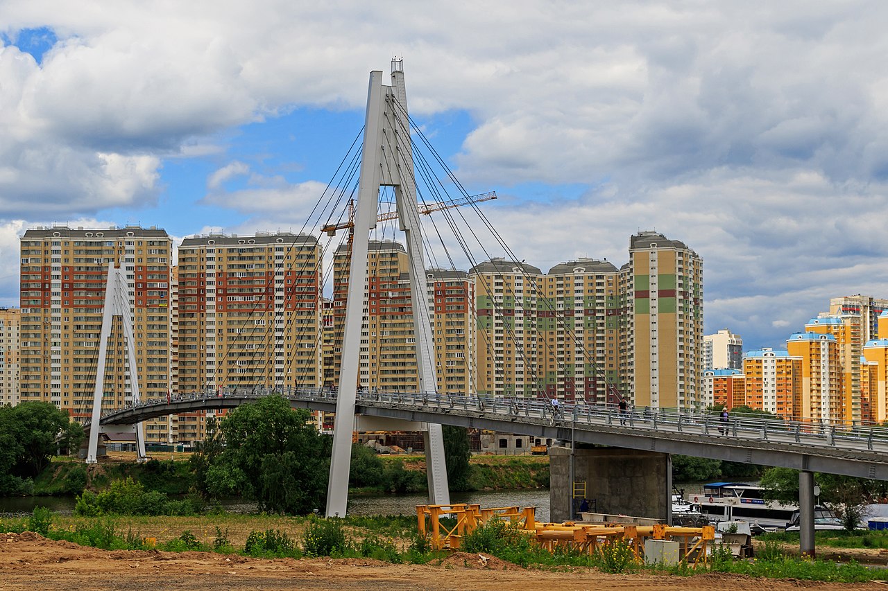 Без света и в пробках: подмосковный Красногорск зарастает проблемами