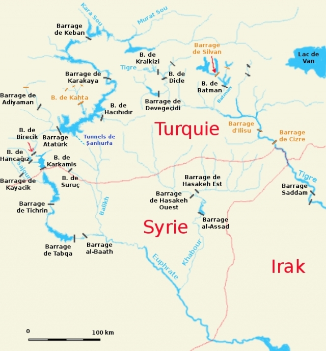 Карта с расположением построенных и запланированных плотин на Тигре в пределах Турции 