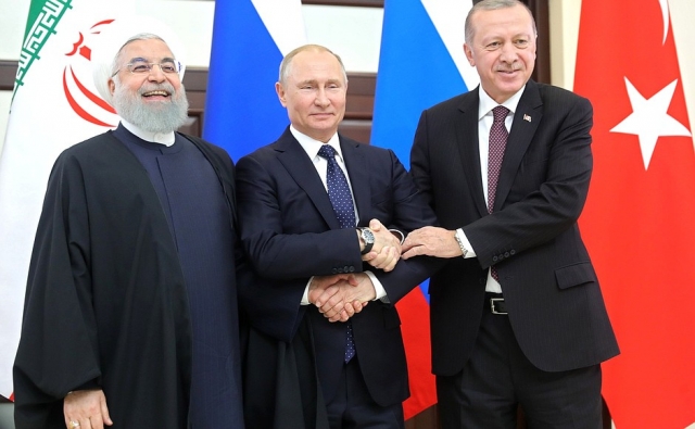 Встреча Владимира Путина с Президентом Ирана Хасаном Рухани и Президентом Турции Реджепом Тайипом Эрдоганом. Анкара. 2018