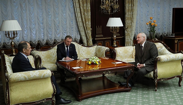 Президент Белоруссии Александр Лукашенко 19 июня провел встречу с Министром иностранных дел России Сергеем Лавровым 