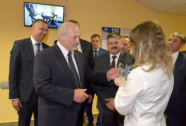 Александр Лукашенко на церемонии открытия Гомельской центральной городской поликлиники 