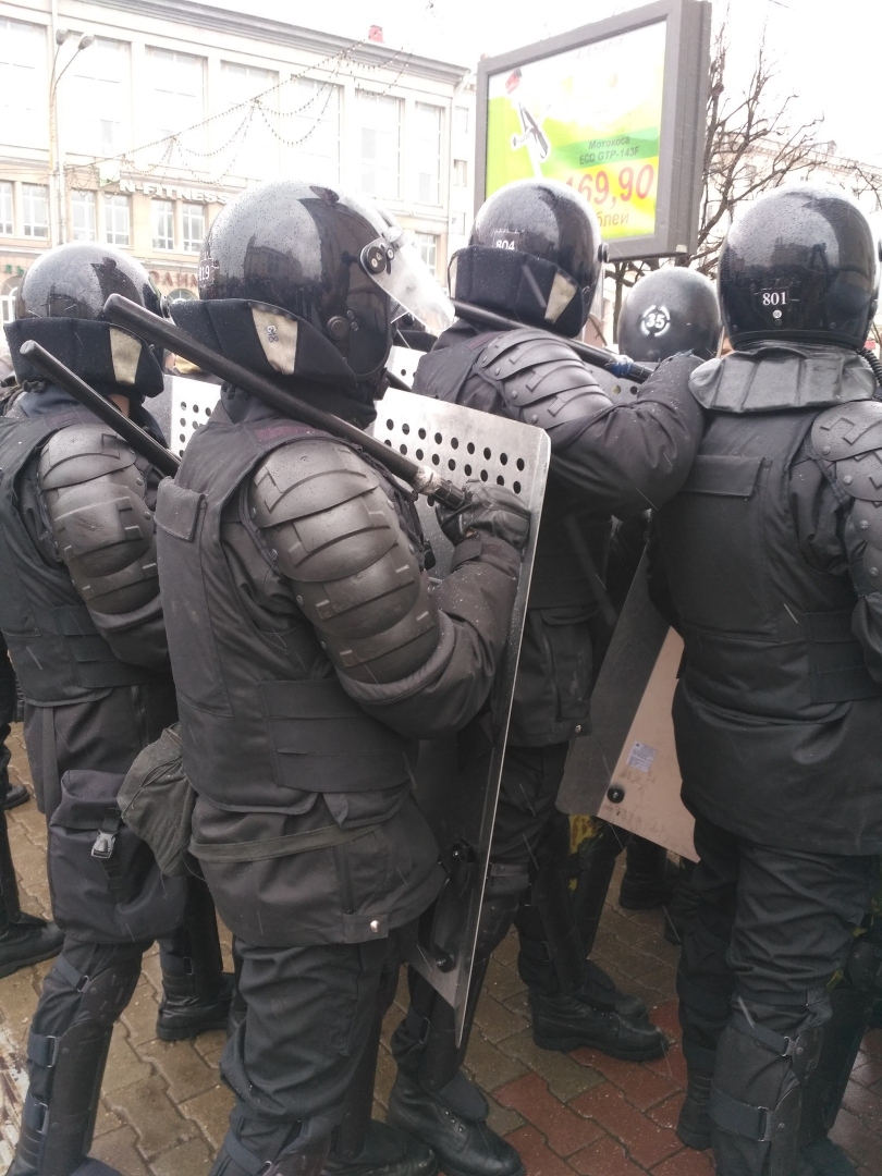 В центре Минска ОМОН разгоняет протестующих