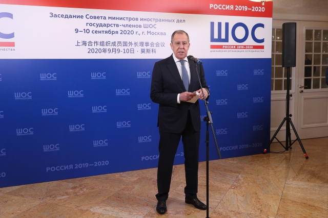 Выступление Сергея Лаврова в ходе пресс-конференции по итогам заседания Совета министров иностранных дел государств-членов ШОС. 10 сентября 2020 года, Москва