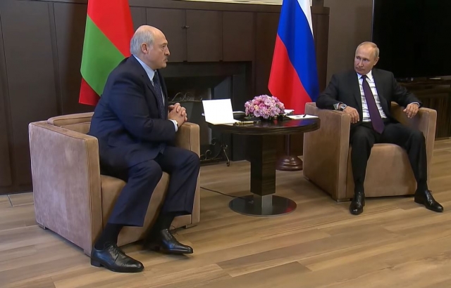 Александр Лукашенко и Владимир Путин на встрече в Сочи 14 сентября 