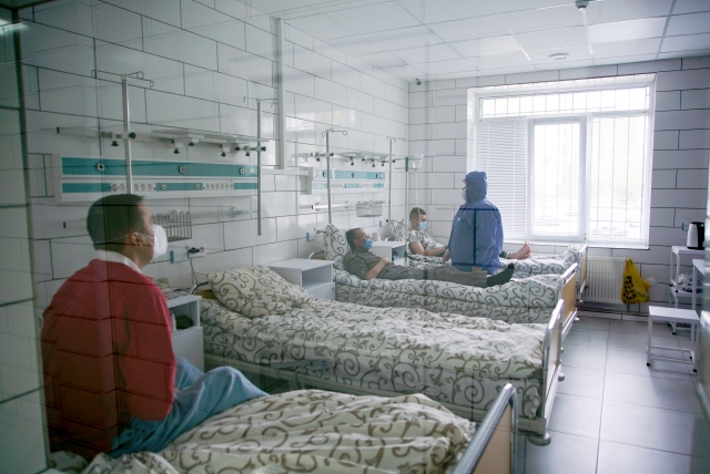 Палата для больных COVID-19. Украина