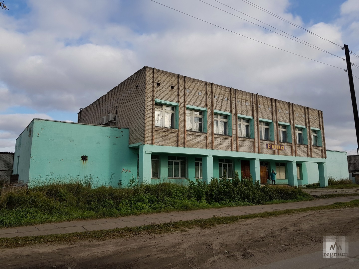 Советская эпоха в архитектуре Мезени прагматична — никаких архитектурных излишеств